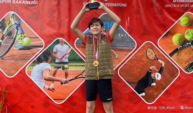 Afyonlu Genç Sporcu İsmail Doruk Kocagöz Teniste Yine Şampiyon!