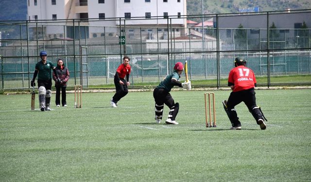 Afyon'da Kriket Türkiye Şampiyonası Başladı