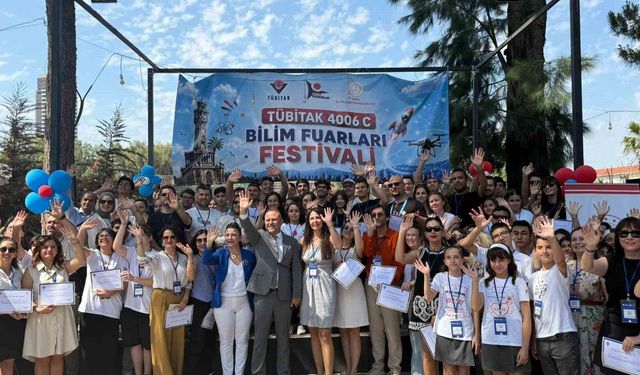 TÜBİTAK 4006-C Bilim Fuarları Festivali İzmir'de kapılarını açtı: 50 özgün proje sergilendi