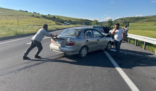 Afyon'da o kavşakta kaza: Yaralılar var!