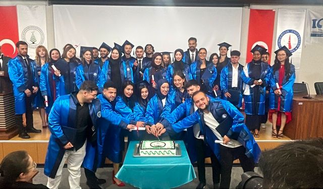 Tavşanlı Uygulamalı Bilimler Fakültesi'nde görkemli mezuniyet: Uluslararası öğrenciler de kep attı