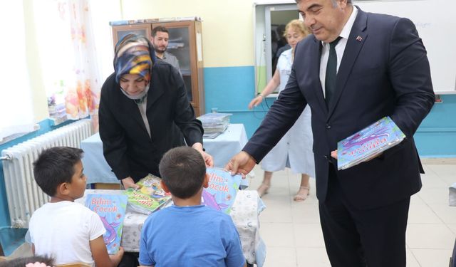 İl Milli Eğitim Müdürü Sünnetci'den Öğrencilere Sürpriz Hediye: "Tatil Eğlenceli Geçecek"