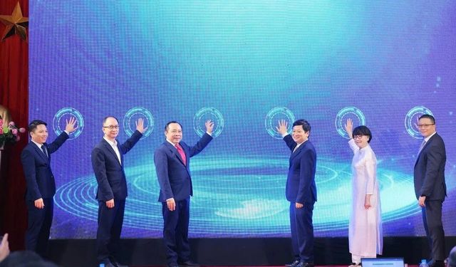 Küresel Çip Rekabetine Yeni Oyuncu: Vietnam İlk Ulusal Çip Merkezini Açtı