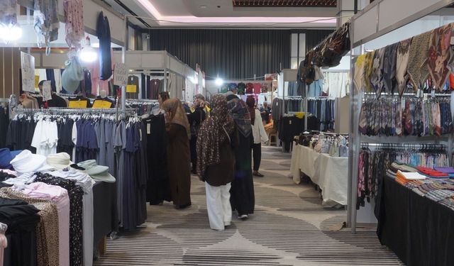 Afyon’da kadınların beklediği festival başladı: Giyim, takı ve kozmetikte yüzde 50’ye varan indirim!
