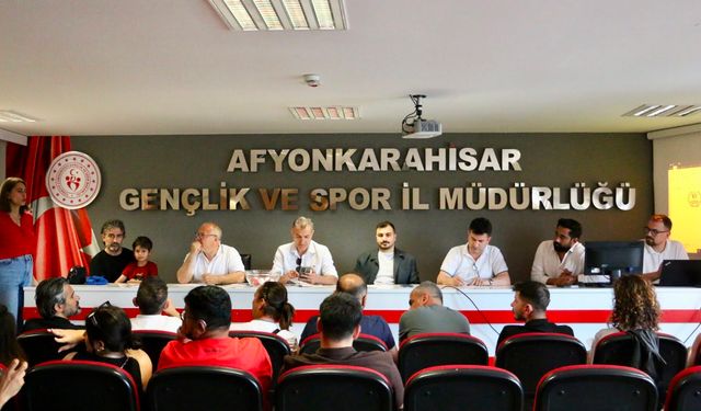 İşitme engelli voleybolcular Afyon’da: 13 takım ter dökecek!