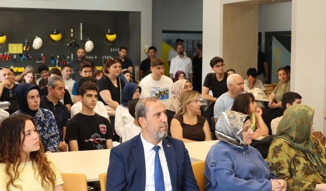 Sinop'ta Milli Teknoloji Atölyeleri Lise Yaz Okulu Başladı