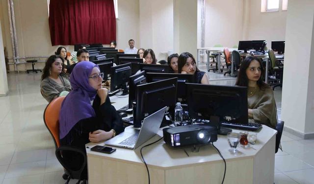 GMKA ve Balıkesir Üniversitesi'nden Gençlere Dijital Dönüşüm Eğitimi