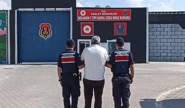 Afyon’da 20 Yıl Hapis Cezasıyla Aranan Uyuşturucu Firarisi Yakalandı