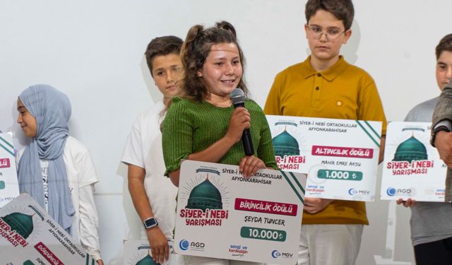 Afyonlu öğrenciler Türkiye genelinde ilk 10’a girdi: AGD’liler parmak ile gösteriliyor
