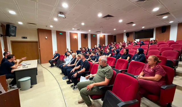 AFSÜ Hastanesi'nde öncelik hasta memnuniyeti: Aylık değerlendirme toplantılarıyla hizmet kalitesi artırılıyor