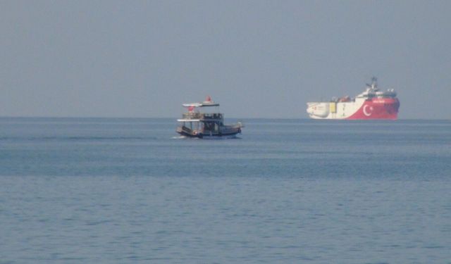 Oruç Reis Somali Görevini Tamamladı: Mersin Taşucu Açıklarına Demirledi