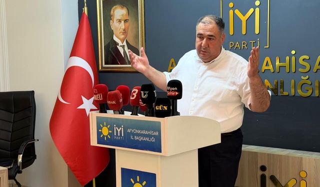 İYİ Partili Mısırlıoğlu: “AK Parti Gençlik Kolları Başkanı Mehmet Emin İntepe Aile Bakanlığı’nda işe yerleştirilmiş"
