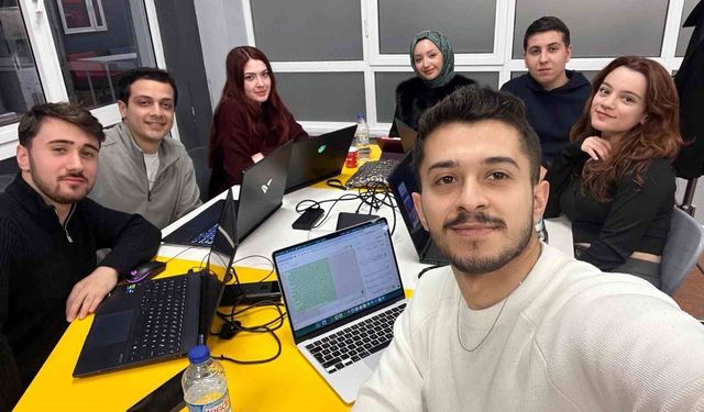 Düzce Üniversitesi Öğrencilerinden TEKNOFEST'te Büyük Başarı