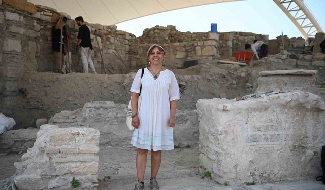 Kuşadası Kadıkalesi'nde Kazı Çalışmaları Başladı: 5 Noktada Tarihe Işık Tutulacak