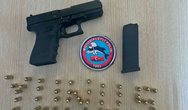 Afyon’da polis denetimlerinde yok yok! Tüfek, tabanca, uyuşturucu…