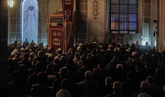 Bugün ne kandili? 24 Ağustos 2026 Mevlid Kandili mi?