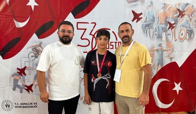 Afyon kulübünden Taekwondoda çifte Türkiye üçüncülüğü