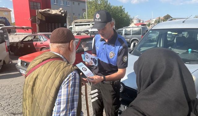 Kütahya polisi okul çevrelerinde sahada: Veliler bilgilendirildi