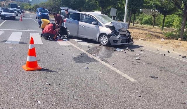 Son Dakika: Bilecik’te iki otomobil çarpıştı. 7 kişi yaralandı