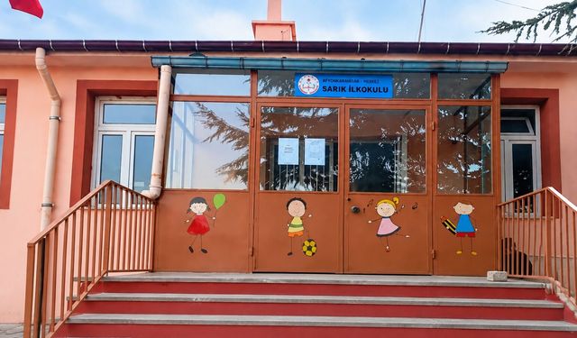 Afyon’da köy okulunda veliler endişeli: 38 öğrenciye 2 öğretmen mi kalacak?