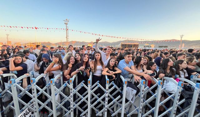 Afyon Motofest kapılarını açtı: İlk sanatçı sahneye çıktı