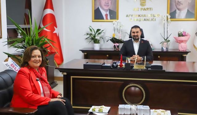 Burcu Köksal’dan AK Parti’nin yeni il başkanına hayırlı olsun ziyareti
