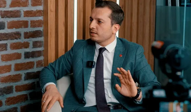 Karataş: Teşhirci görüntüler ve dansöz gösterileri edep anlayışımızla uyuşmuyor!