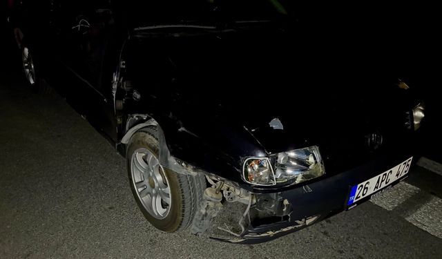 Afyon Bolvadin'de feci kaza: Yolun karşısına geçerken otomobil çarptı, hayatını kaybetti!