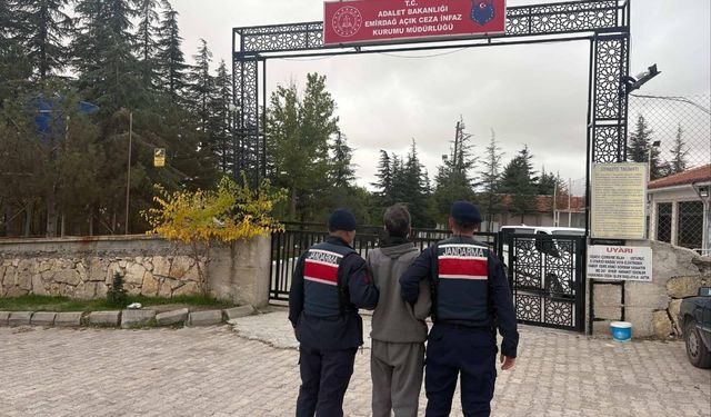 Afyon'da jandarmadan bir haftada 42 yakalama! 15 kişi cezaevine gönderildi