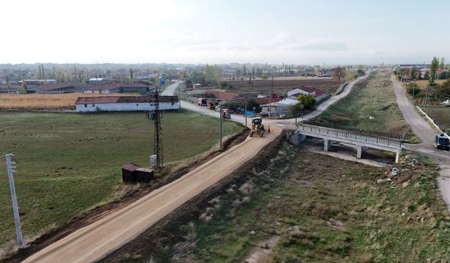 Afyon’da o mahallede yollar yenileniyor