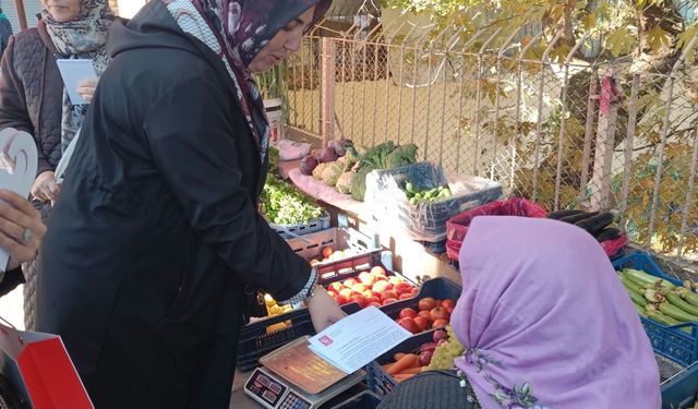 Afyon'da Yeniden Refah Partisi kapı kapı dolaştı! Erbakan'ın mektubunu dağıttılar