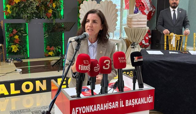 Yeni Parti Antalya Milletvekili Aliye Coşar: "Bu karanlık düzeni Atatürk'ün ilkeleri ışığında sona erdireceğiz"