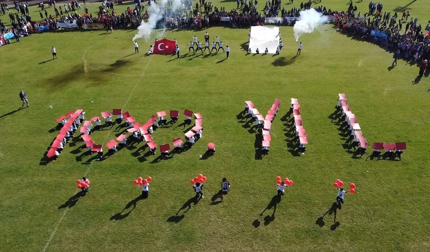 Şuhut’ta 29 Ekim Cumhuriyet Bayramı coşkuyla kutlandı