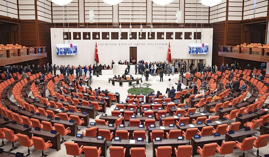 Öğrenci affını içeren madde Meclis'ten geçti