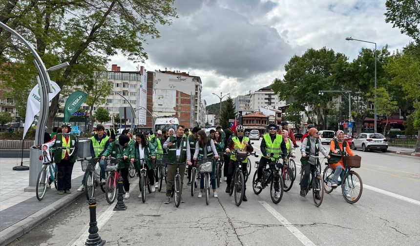 Afyonkarahisar ve Karaman'da "11. Yeşilay Bisiklet Turu" düzenlendi