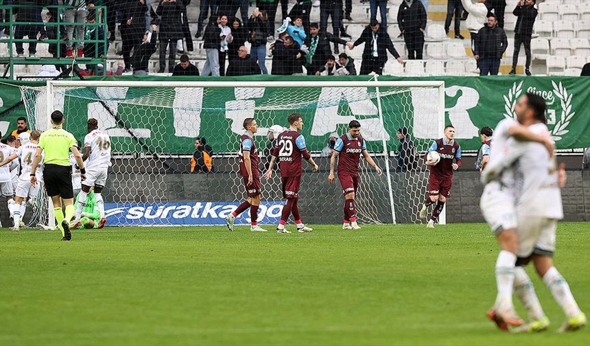 Trabzonspor Konyaspor'la karşılaştı