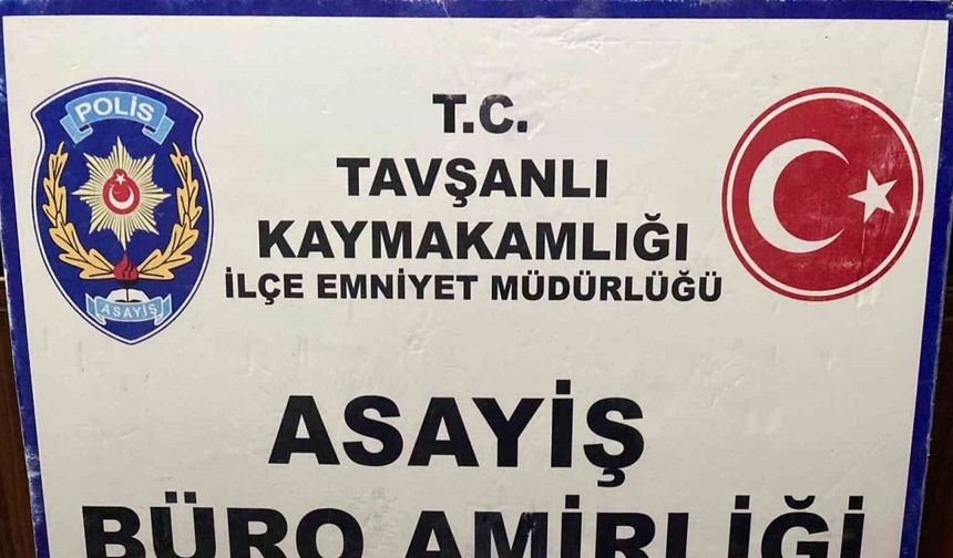 Tavşanlı’da Uyuşturucu Operasyonu: 3 Gözaltı
