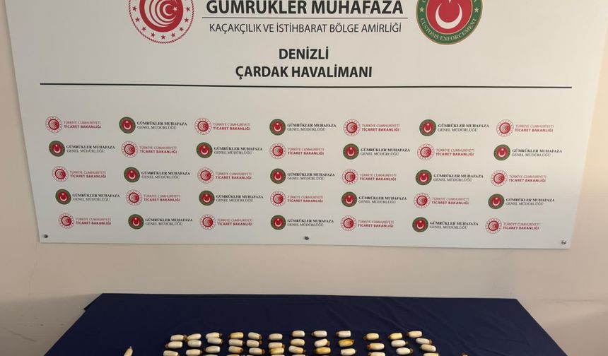 Denizli Çardak Havalimanı'nda Midesinde 74 Kapsül Uyuşturucu Yakalandı