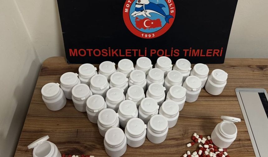 Yunusemre'de Otomobilde Uyuşturucu Yakalandı