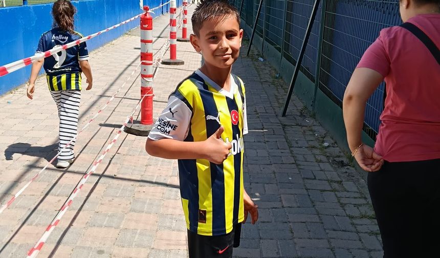 Afyonlu Genç Yetenek Mustafa Özdayı Fenerbahçe Seçmelerine Katıldı