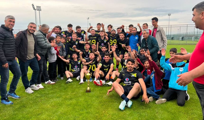 Afyon’da Çıkrık Spor'dan 2. Amatör Lig'de şampiyonluk: Finalde Sadık Bey Spor'u devirdiler