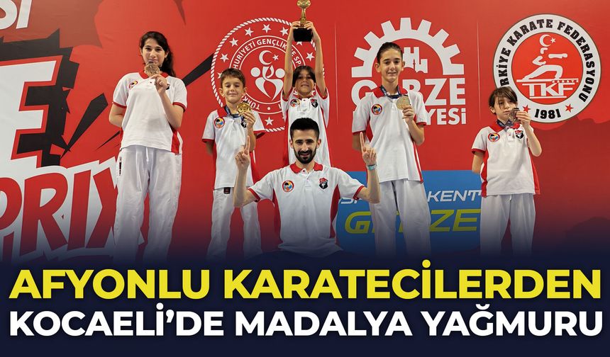 Afyonlu karatecilerden Kocaeli'de madalya yağmuru