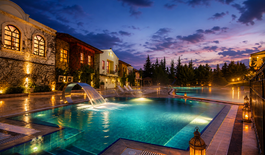 Afyonkarahisar’da termal otel fiyatları değişiyor: Hafta sonu iki katına çıkabiliyor