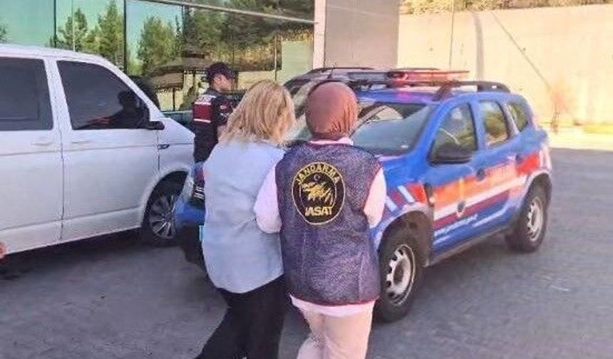 Yaşlı Vatandaşı Telefonla Dolandıran 2 Şüpheli Yakalandı