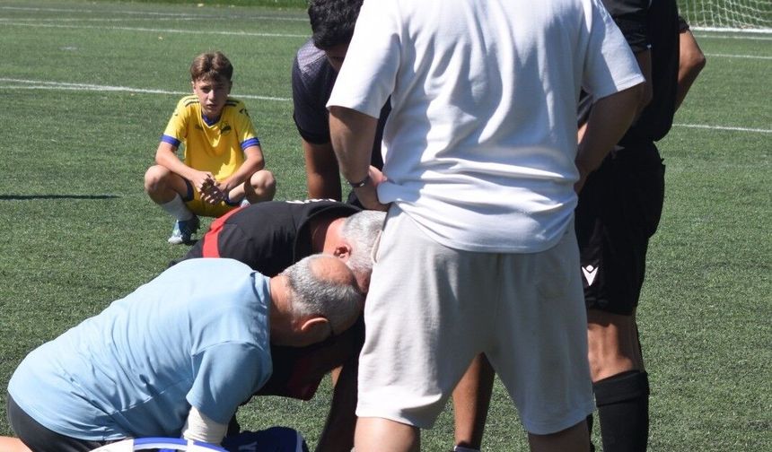 U14 Maçında Korku Dolu Anlar: Dili Boğazına Kaçan Oyuncu İlk Müdahaleyle Hayata Döndü