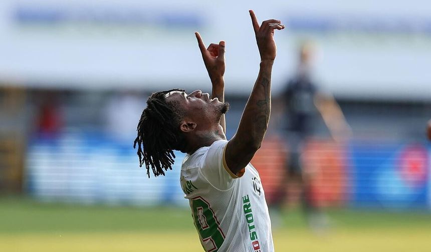 Gift Orban şov yaptı! Amedspor Başakşehir’i farklı geçti