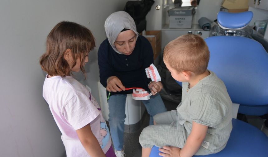Halk Sağlığı Haftası’nın ikinci gününde “Sağlıklı Çocuk, Sağlıklı Gelecek” teması işlendi