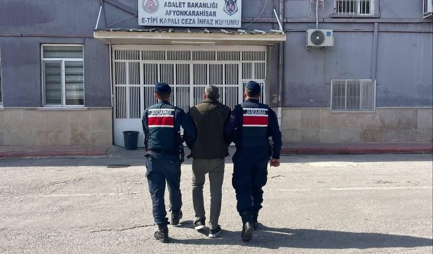 Afyon'da jandarmadan bir haftada 66 yakalama! 22 kişi cezaevine gönderildi