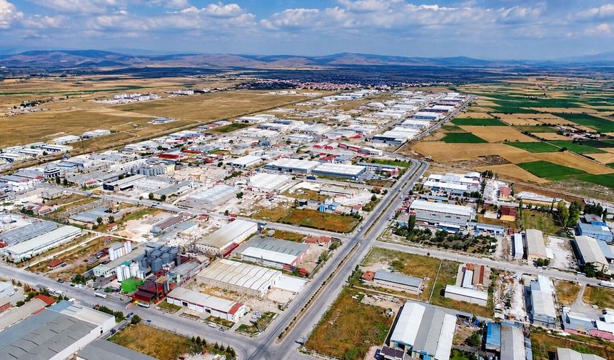 Afyon'da sanayi alanı 6 katına çıktı: 164 milyar TL'lik yatırımın önü açıldı