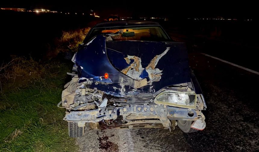 Afyon’da otomobil patpata arkadan çarptı: Patpat tarlaya uçtu, yaralılar var!